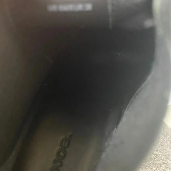 VINCE black suede slip on sneaker size 38 - Picture 8 of 8